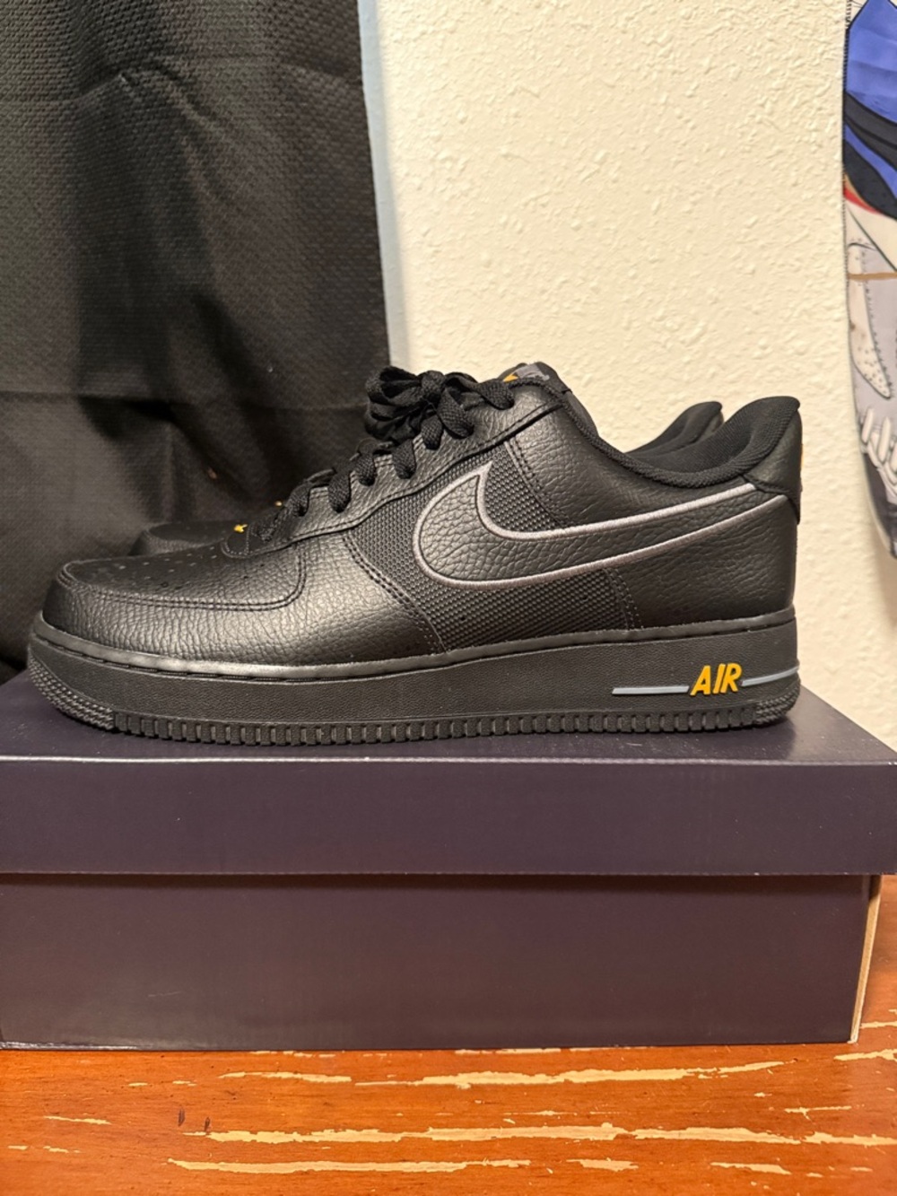 Nike Air Force 1 Black/Laser/Orange